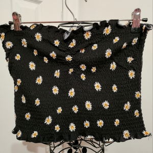NWOT Smocked ruffle‎ tube flower top